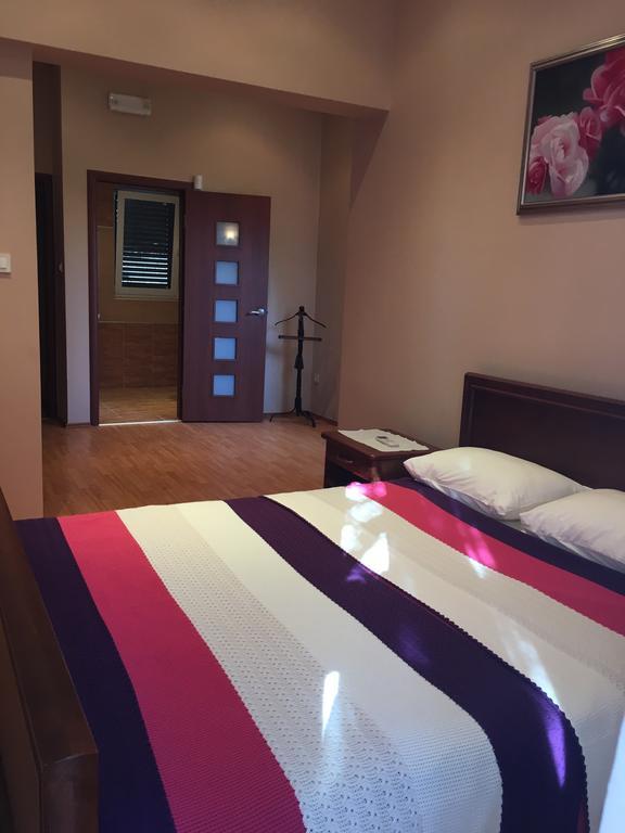 Villa Julia Petrovac Εξωτερικό φωτογραφία