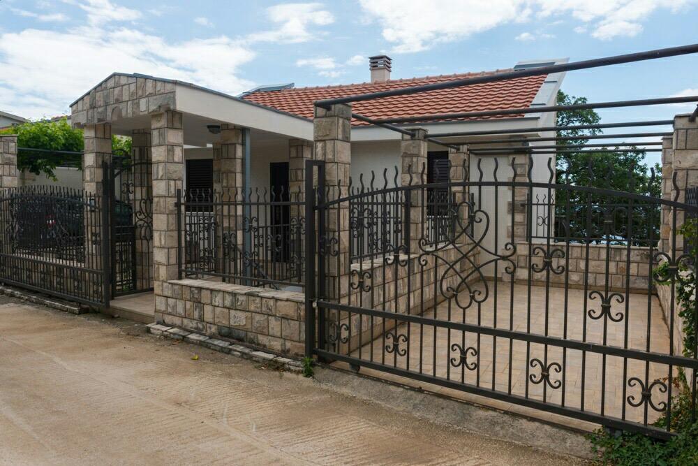 Villa Julia Petrovac Εξωτερικό φωτογραφία